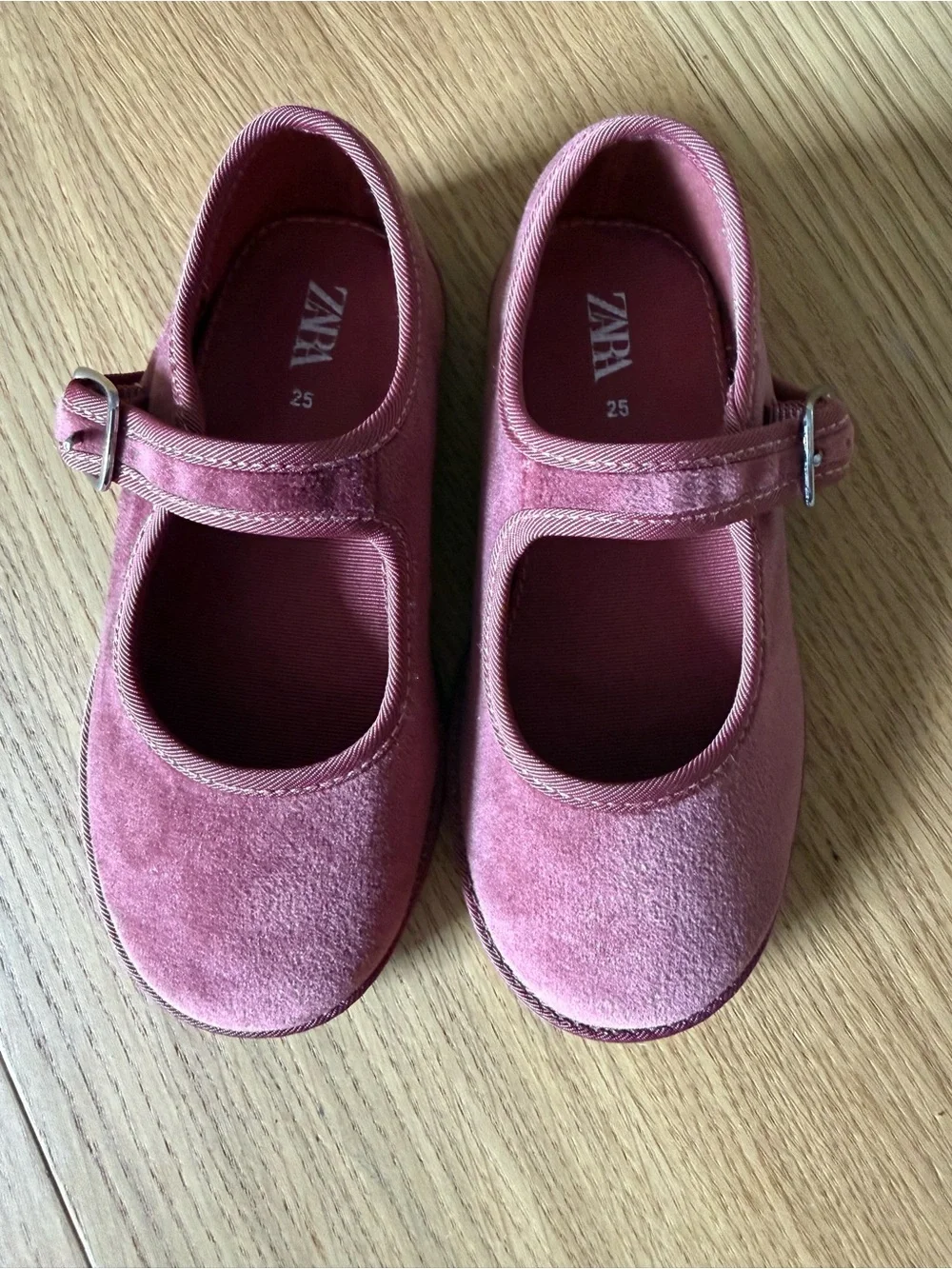 NWOT Zara Girls Mary Jane Shoes